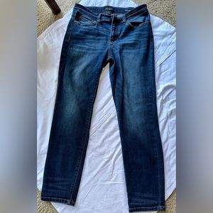 Judy Blue Jeans Size 9/29 Relaxed Fit Women’s